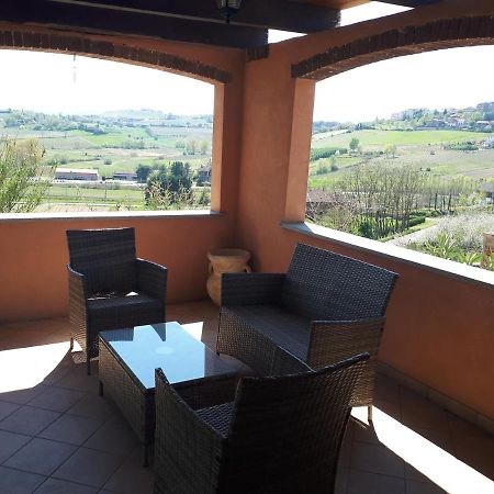 Holydays Home Little Frog Agliano Terme Exterior foto